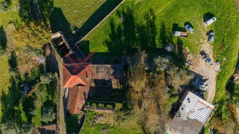 Moradia p/ recuperar - Rossas, Vieira do Minho