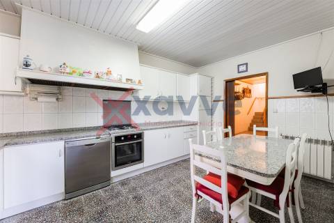 Moradia para Venda em Anissó, Vieira do Minho