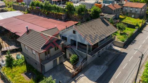 Moradia para Venda em Anissó, Vieira do Minho