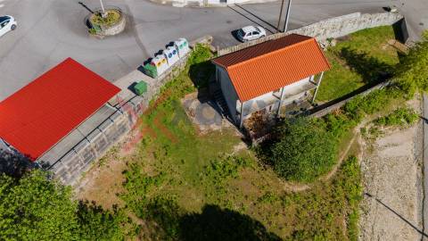 Terreno c/ 1.600m2 - Anissó, Vieira do Minho