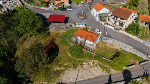 Terreno c/ 1.600m2 - Anissó, Vieira do Minho