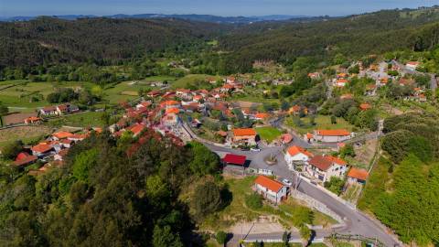 Terreno c/ 1.600m2 - Anissó, Vieira do Minho