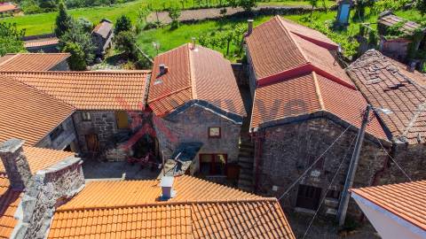 Moradia T2 - Ruívães, Vieira do Minho