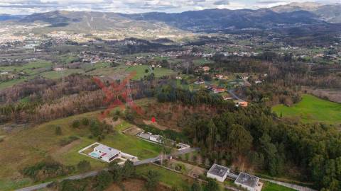 Terreno para venda  - Ferreiros, a 10 minutos de Braga