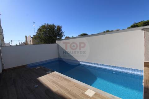 Moradia T3 Nova com piscina - Fuseta