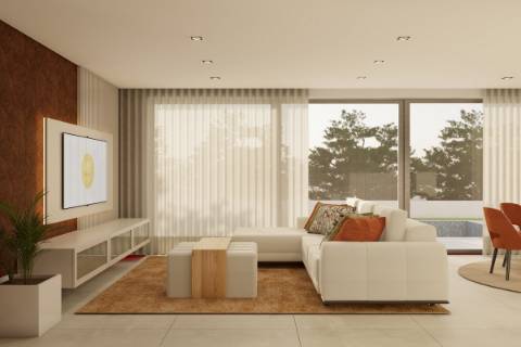 Moradia T4 no coração de Loulé com piscina e garagem