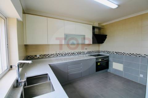 Apartamento T4+1 Triplex à Venda no Centro de Faro