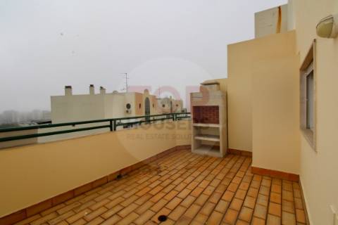 Apartamento T4+1 Triplex à Venda no Centro de Faro