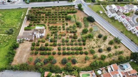 Terreno com viabilidade de construção para Empreendimento de Luxo em Cabanas de Tavira, Faro.