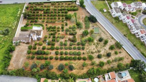 Terreno com viabilidade de construção para Empreendimento de Luxo em Cabanas de Tavira, Faro.