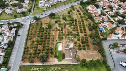 Terreno com viabilidade de construção para Empreendimento de Luxo em Cabanas de Tavira, Faro.
