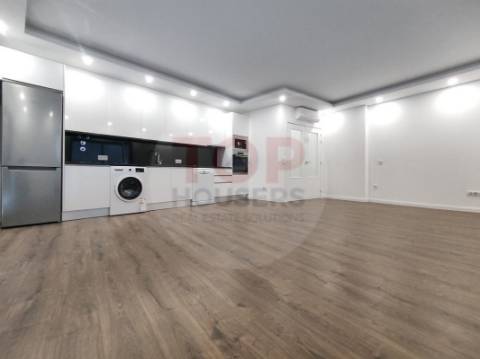 Apartamento T3 Novo com piscina no terraço e garagem - Olhão.