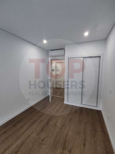 Apartamento T3 Novo com piscina no terraço e garagem - Olhão.