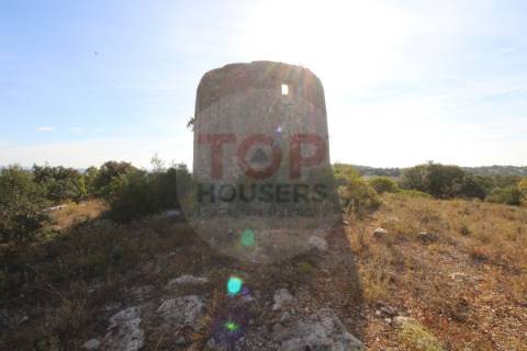 Lote Urbano - Moradia T3 com Piscina e Moinho Histórico com Vista Panorâmica no Algarve