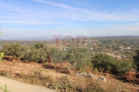 Lote Urbano - Moradia T3 com Piscina e Moinho Histórico com Vista Panorâmica no Algarve