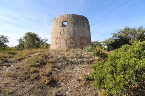 Lote Urbano - Moradia T3 com Piscina e Moinho Histórico com Vista Panorâmica no Algarve