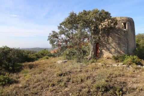 Lote Urbano - Moradia T4 com Piscina e Moinho Histórico com Vista Panorâmica no Algarve