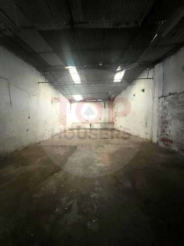 Armazém para Venda em Olhão – Grande Potencial de Construção