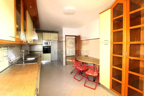 T5 com áreas generosas e localização privilegiada