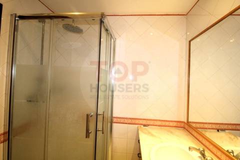 T5 com áreas generosas e localização privilegiada