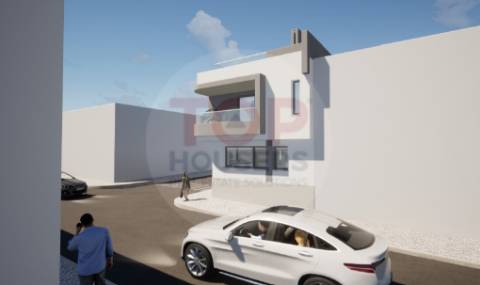 Moradia T3 Nova no Centro de Faro