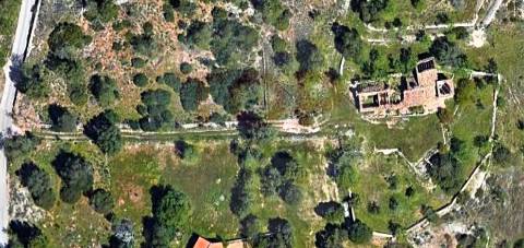 Terreno Urbano com ruina em Boliqueime