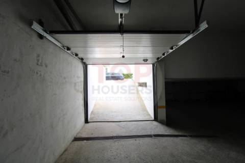 Apartamento T3 Remodelado na Primeira Linha de Mar – Quarteira