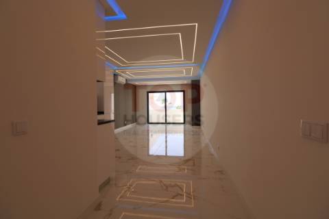 Apartamento T2  em Quarteira – com garagem