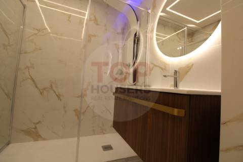 Apartamento T2  em Quarteira – com garagem