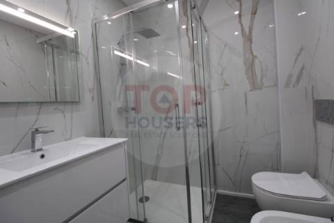 Apartamento T3 em Olhão com garagem