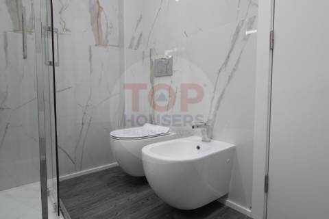 Apartamento T3 em Olhão com garagem