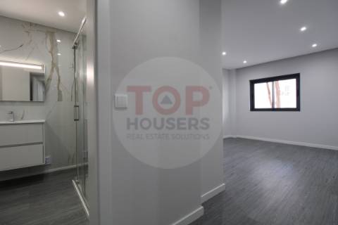 Apartamento T3 em Olhão com garagem