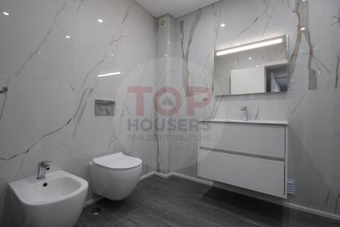 Apartamento T3 em Olhão com garagem