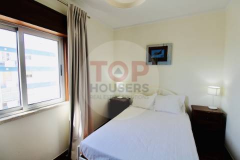 Viva o privilégio de estar na 1ª linha de Mar em Quarteira!