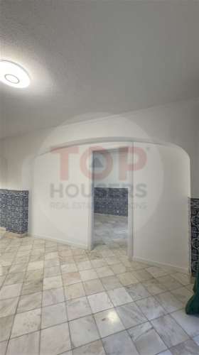 Apartamento T4 com elevador no centro de Faro