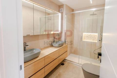 Moradia T3 em Olhão com garagem