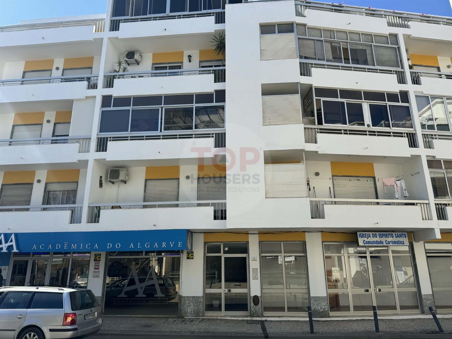 Apartamento T3 na Penha – Faro