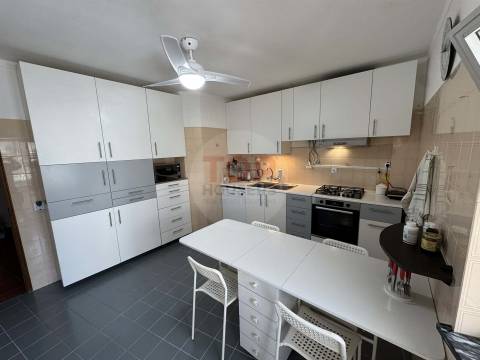 Apartamento T3 na Penha – Faro