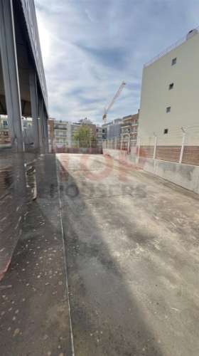 Armazém Comercial em Olhão com 1.850 m² de terreno e Área coberta / implantação: 815 m²