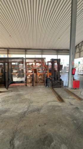 Armazém Comercial em Olhão com 1.850 m² de terreno e Área coberta / implantação: 815 m²