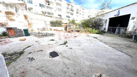 Oportunidade Exclusiva no Centro de Olhão – A 400 m da Marina