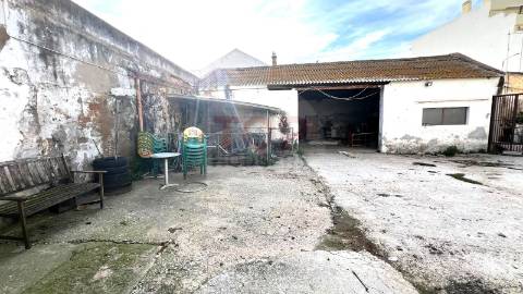 Oportunidade Exclusiva no Centro de Olhão – A 400 m da Marina