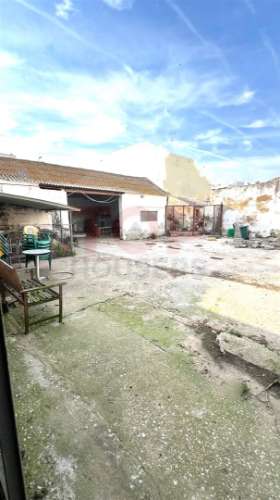 Oportunidade Exclusiva no Centro de Olhão – A 400 m da Marina