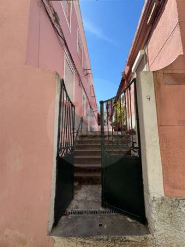 Vila Irene - Conjunto Habitacional Multifrações com Elevado Potencial de Rentabilidade