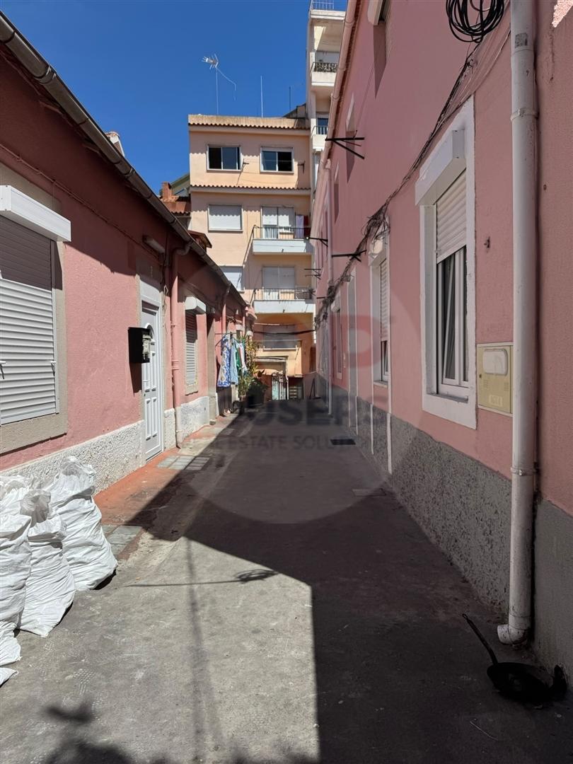 Vila Irene - Conjunto Habitacional Multifrações com Elevado Potencial de Rentabilidade