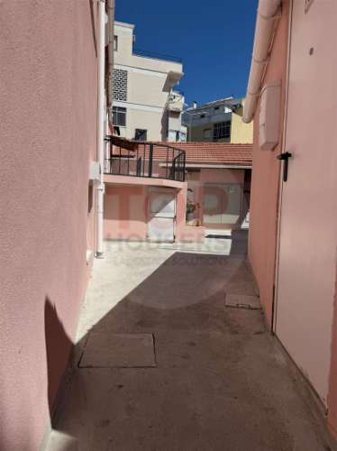 Vila Irene - Conjunto Habitacional Multifrações com Elevado Potencial de Rentabilidade