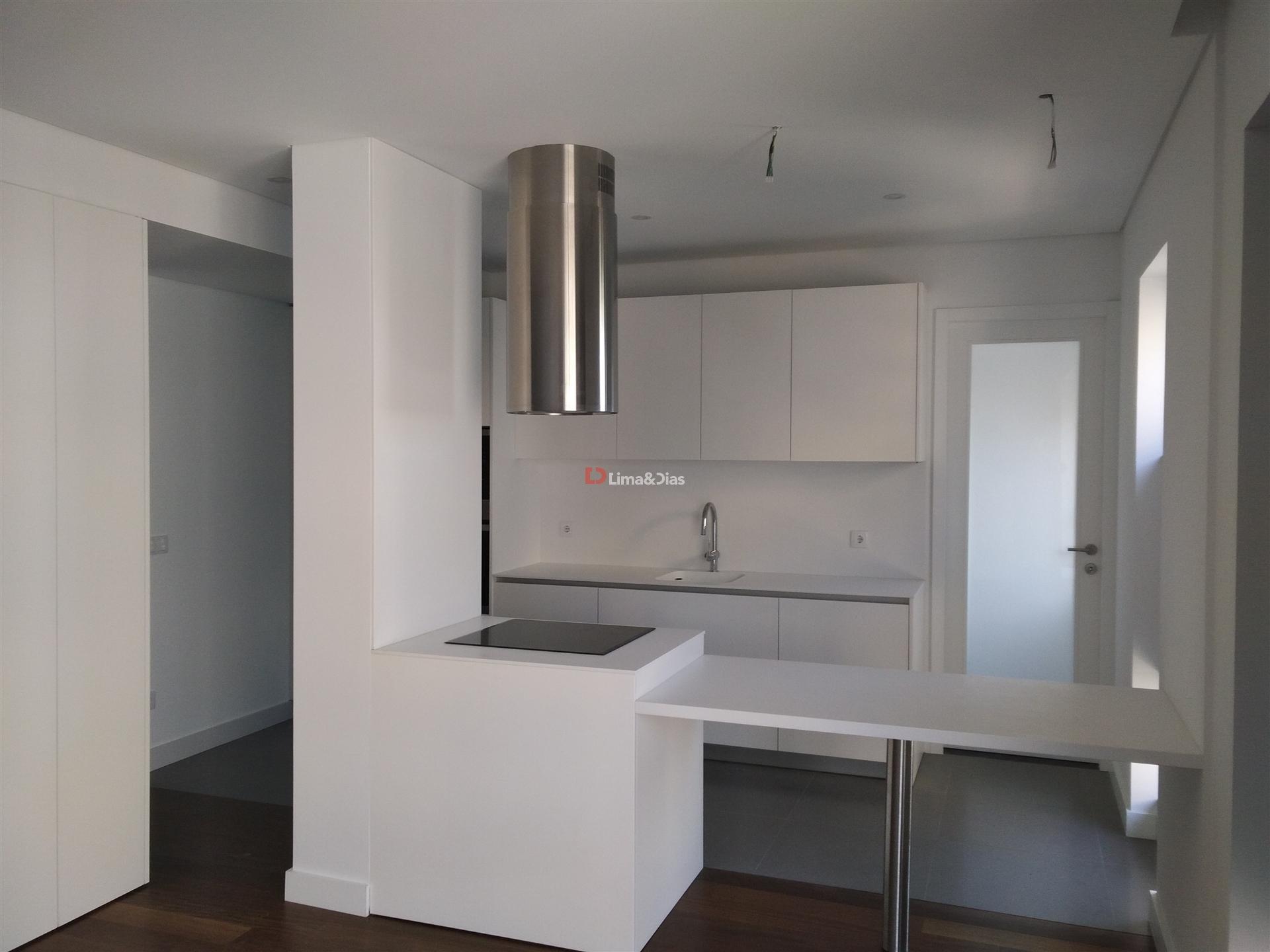 Apartamento T4 Venda em Cedofeita, Santo Ildefonso, Sé, Miragaia, São Nicolau e Vitória,Porto