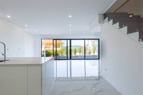 Moradia Isolada T3 Venda em Raiva, Pedorido e Paraíso,Castelo de Paiva