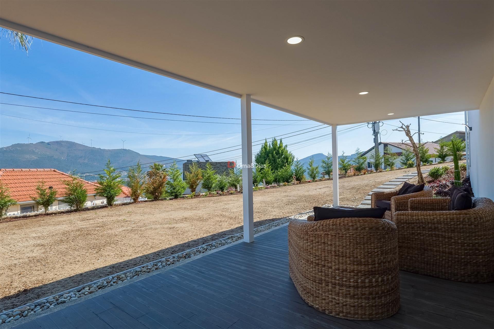 Moradia Isolada T3 Venda em Raiva, Pedorido e Paraíso,Castelo de Paiva