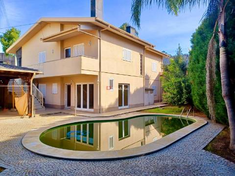 Moradia Isolada T4 Venda em Santa Maria da Feira, Travanca, Sanfins e Espargo,Santa Maria da Feira